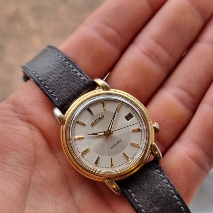 Seiko Vintage 7002 8010