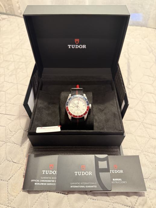 Tudor Black Bay GMT Pepsi