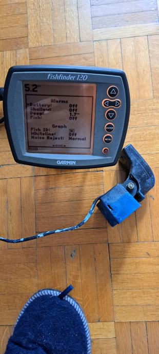 FISHFINDER  GARMIN 120