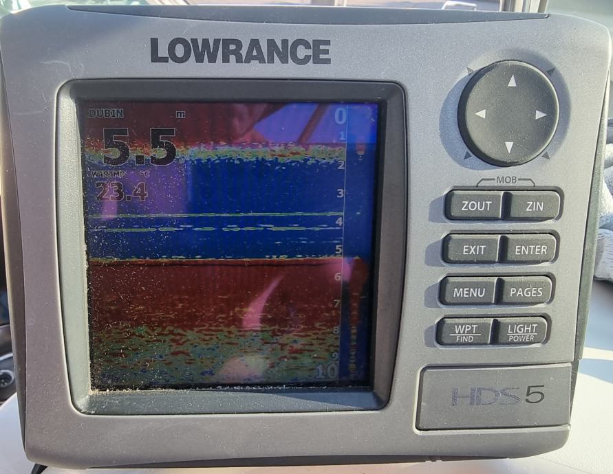 Lowrance HDS5 Navigacija,Echo,Radar