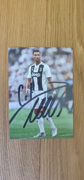 Cristiano Ronaldo CR7 autograph