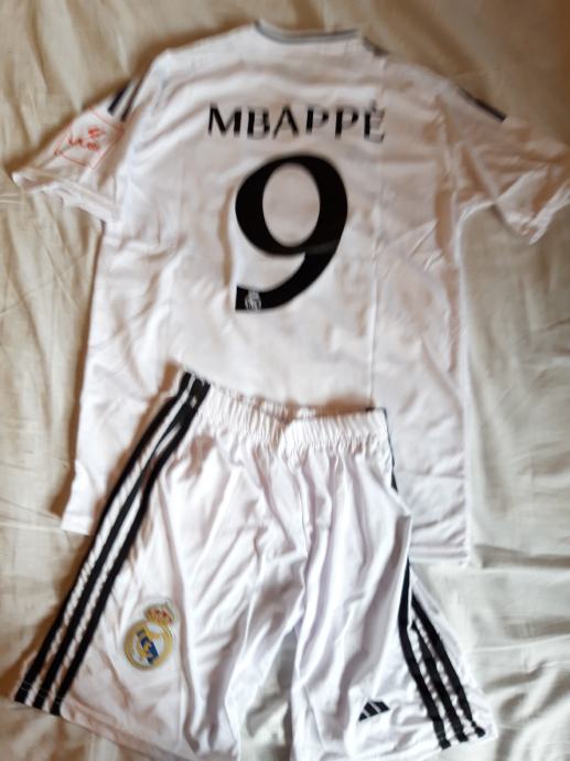 Dječji dres Mbappe Real (komplet) adidas