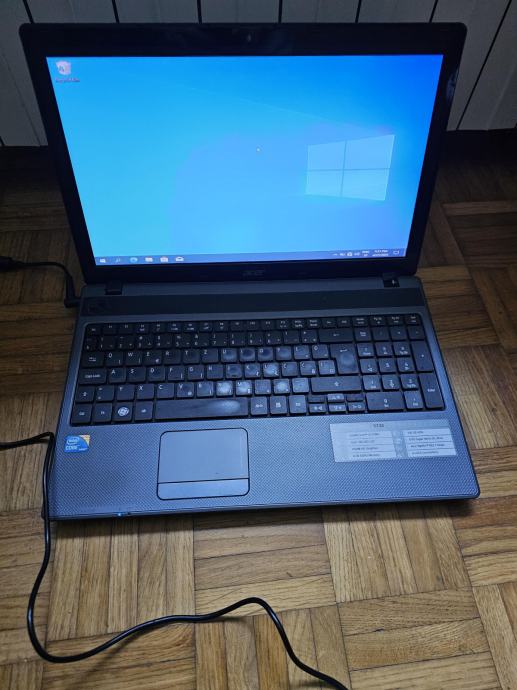 Acer Aspire 5733 komplet ili u dijelove