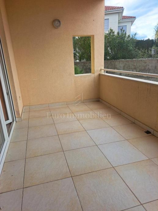 Apartman u gradu Krku (prodaja)