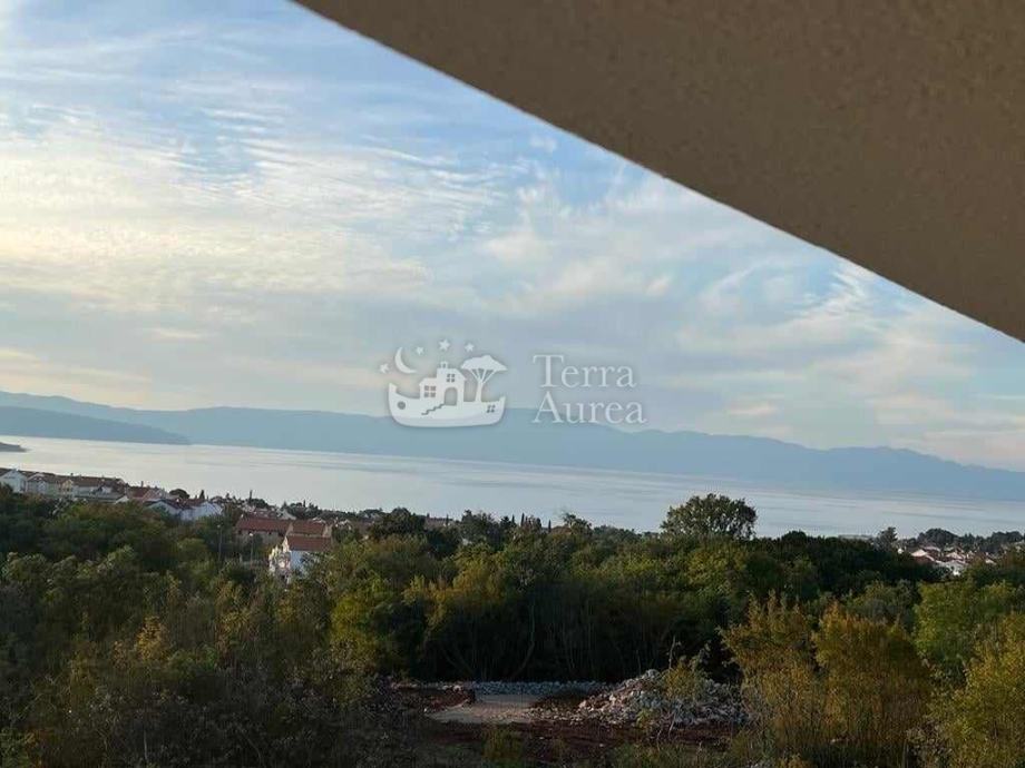 Apartman s veoma lijepim pogledom na more, Malinska, otok Krk (prodaja)