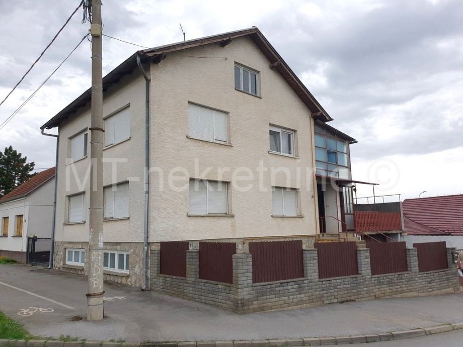 Bjelovar, širi centar, stan u kući 111,59 m2 (prodaja)