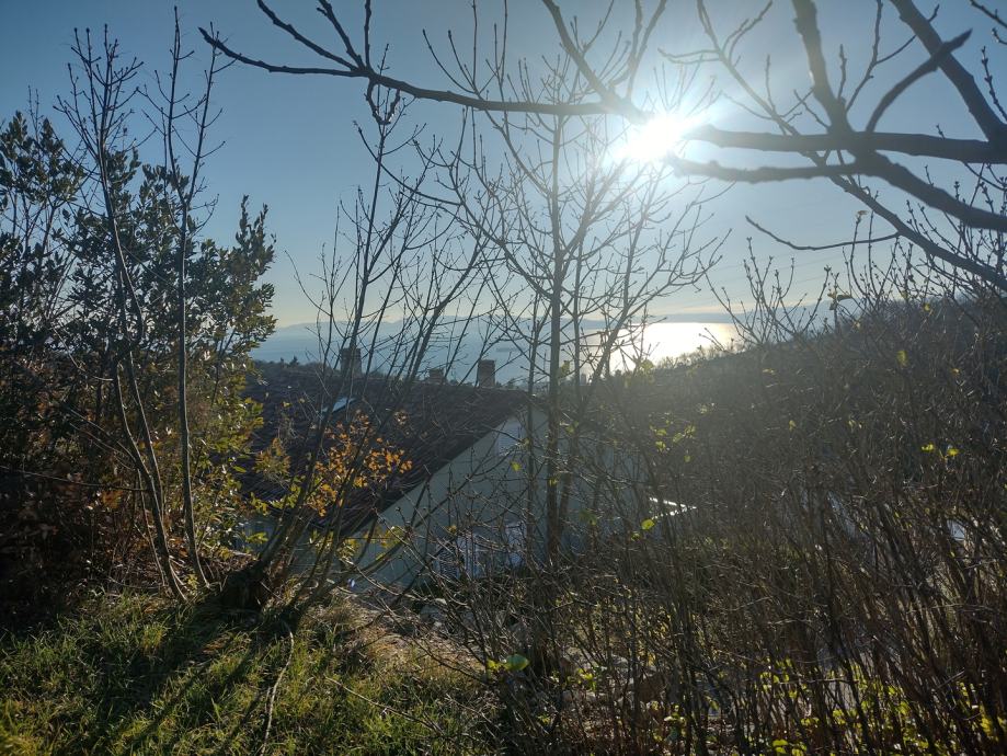 ČAVLE - starina sa pogledom na more (prodaja)