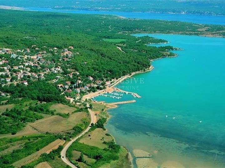 Čižići, otok Krk, prvi red do mora građevinsko zemljište 996 m2