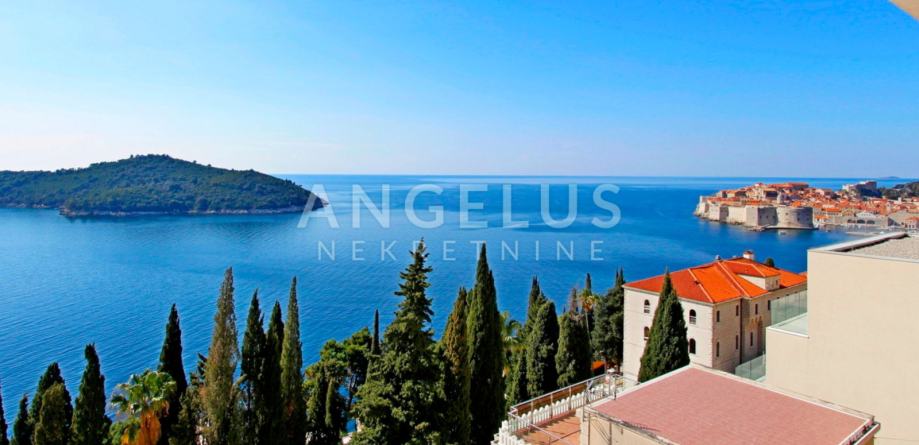 Dubrovnik, Ploče – dvosoban stan s predivnim pogledom na Stari Grad i (prodaja)