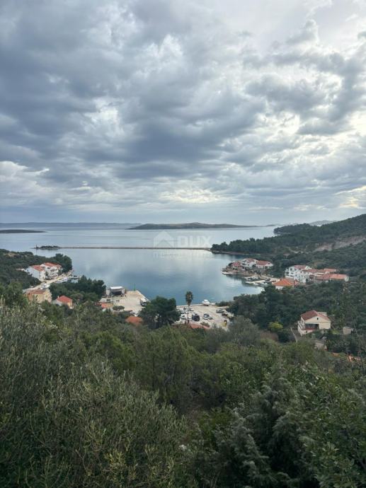 DUGI OTOK, ZAGLAV - Građevinsko zemljište s impresivnim pogledom na mo