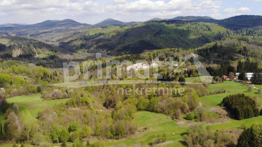 Gorski kotar 8 građevnih parcela u šumi