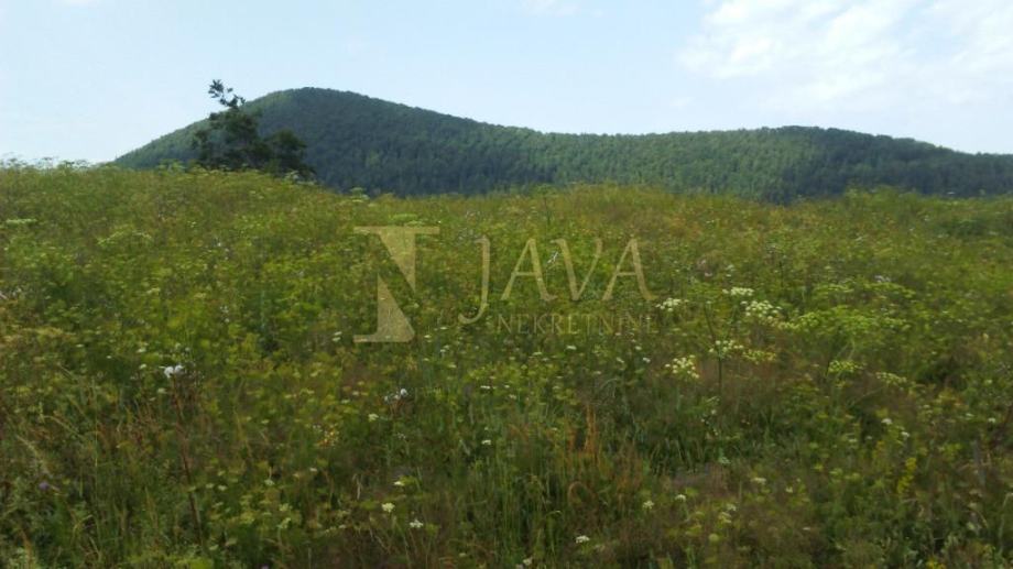 GORSKI KOTAR / BEGOVO RAZDOLJE, GRAĐEVINSKO ZEMLJIŠTE, 4921 M2