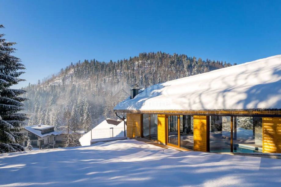 GORSKI KOTAR, TRŠĆE - Luksuzna vila s bazenom u srcu prirode (prodaja)