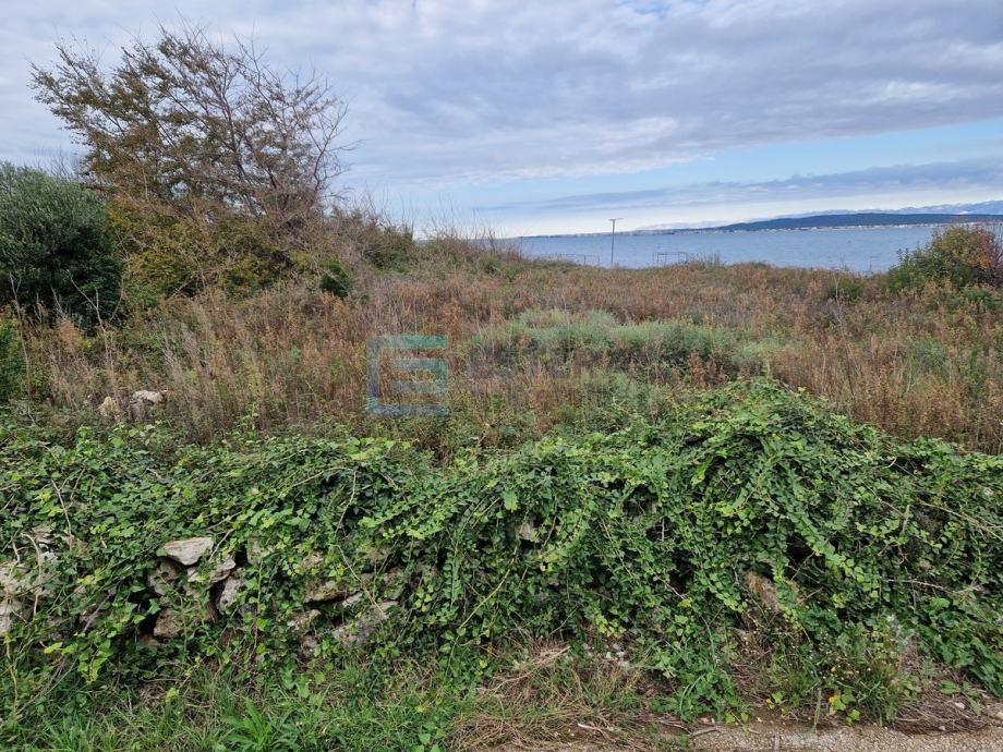 Građevinsko zemljište  1860 m2 1. red do mora!!!