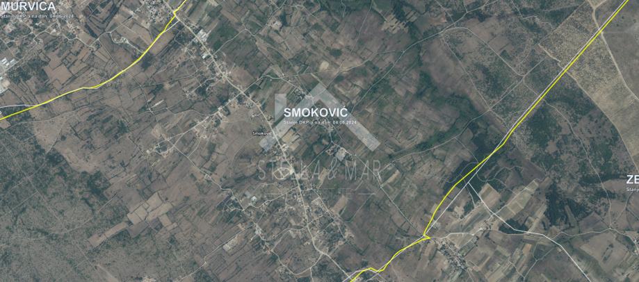 *PRILIKA* Građevinsko zemljište 606m2 - Smoković