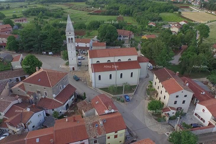 Građevinsko zemljište Prodajemo građevinsko zemljište u Labincima.