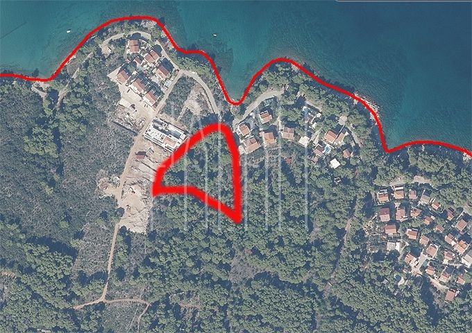 Hvar, Jelsa, atraktivno građevinsko zemljište blizu mora