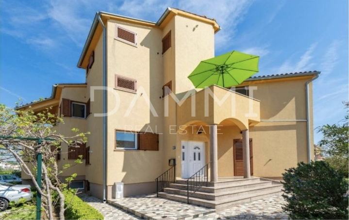 ISTRA, FAŽANA/VALBANDON apartmanska kuća 400 m2 (prodaja)