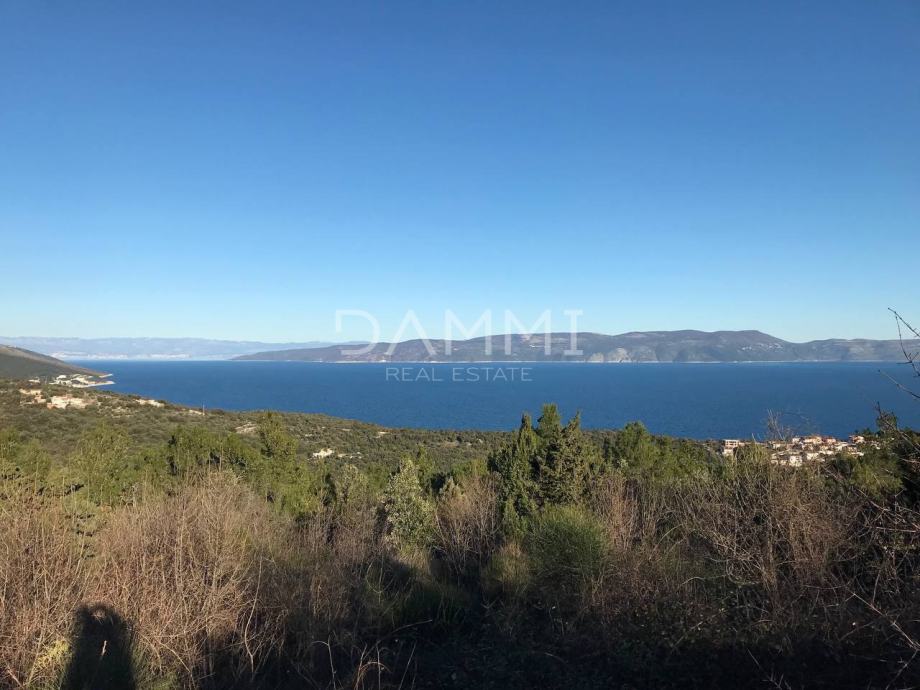 ISTRA, LABIN - Građevinsko zemljište s panoramskim pogledom na more