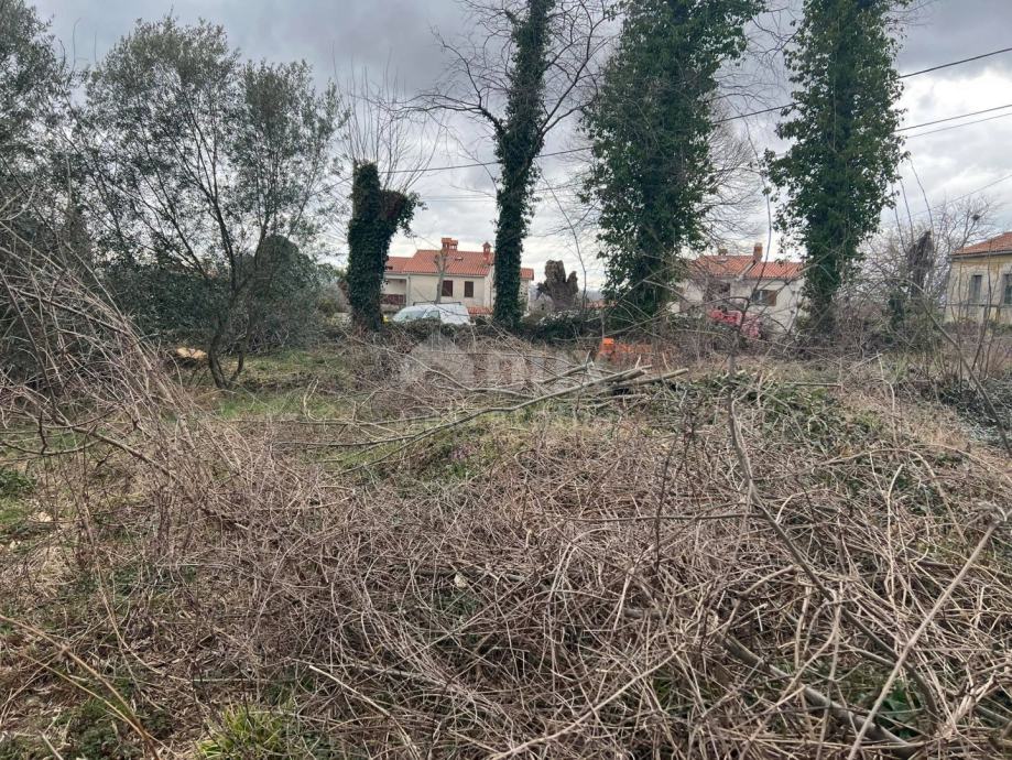 ISTRA, LABIN - Građevinsko zemljište s ucrtanim objektom