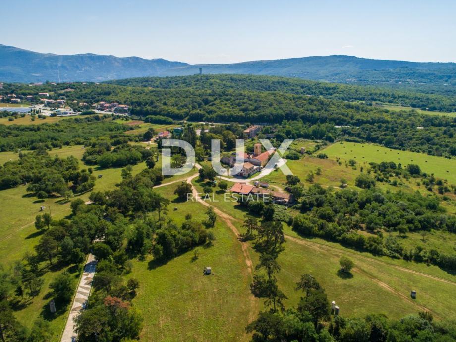 ISTRA, LABIN (OKOLICA) - Poljoprivredno zemljište obraslo šumom 2,9ha