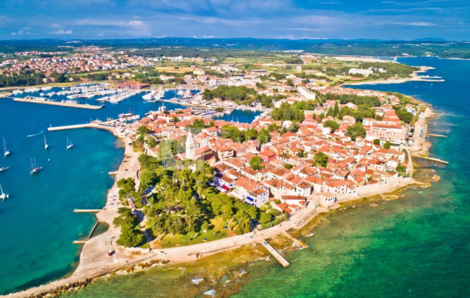 Istra Novigrad prekrasan stan blizu mora! (prodaja)