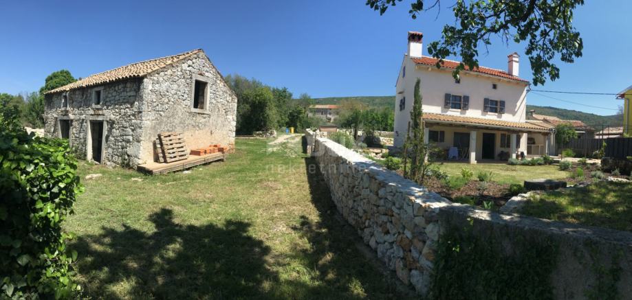 ISTRA, RABAC - Čarobno imanje s dvije kuće u blizini mora (prodaja)