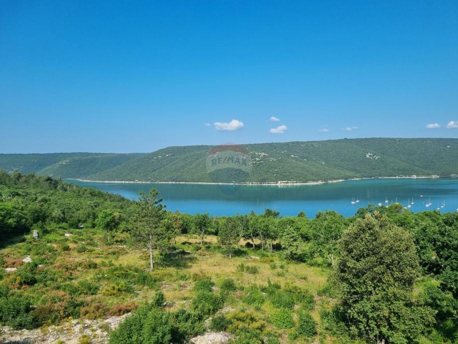 Istra, Trget zemljište predivan pogled