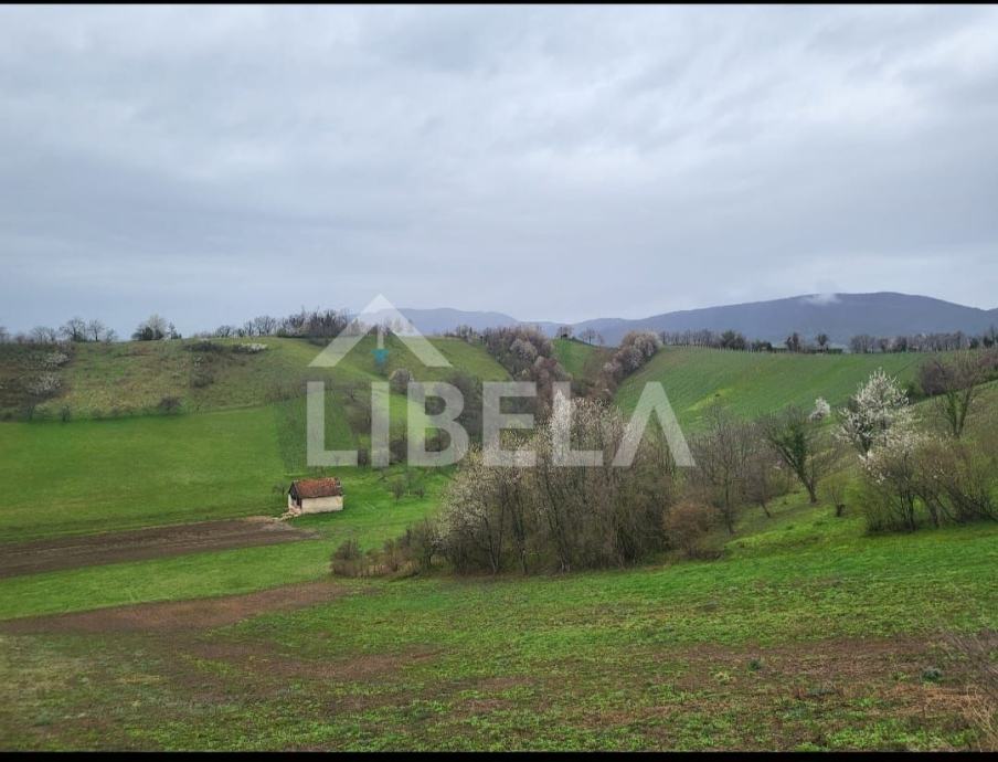 Jastrebarsko, Plešivica, građevinsko zemljište od 9900 m2