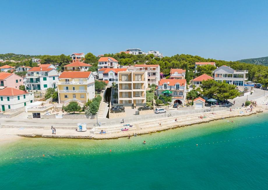 Jezera- otok Murter, apartman, prvi red do mora!