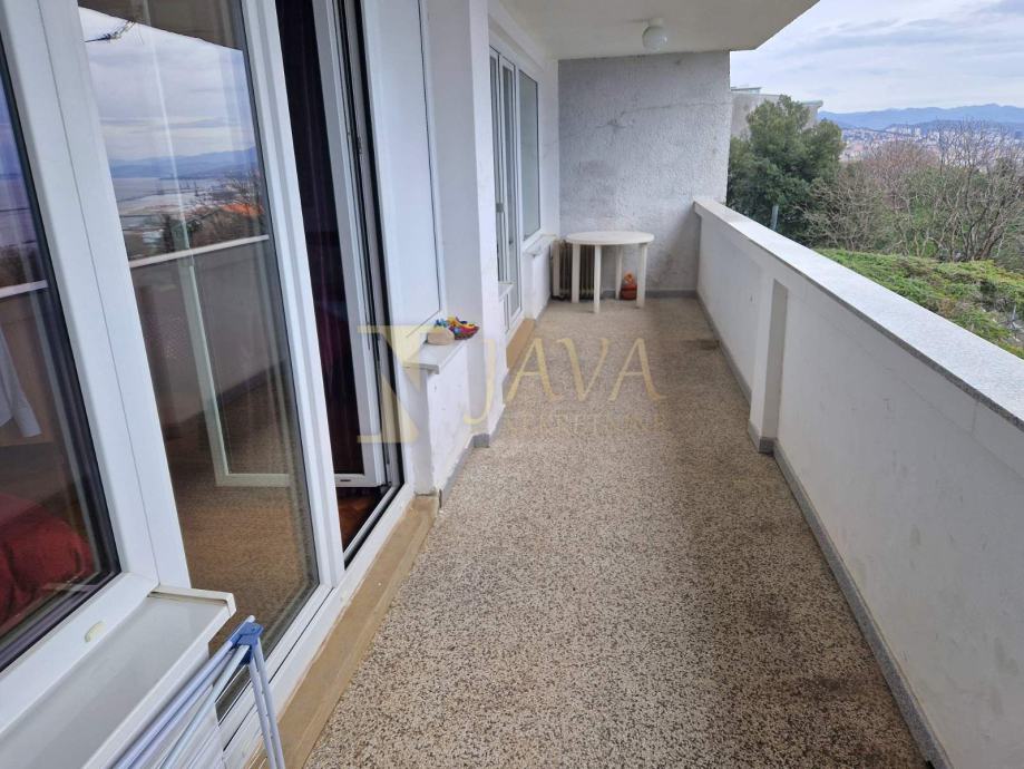 KRNJEVO, 2SKL S BALKONOM, POGLED NA MORE, 67 M2! (prodaja)