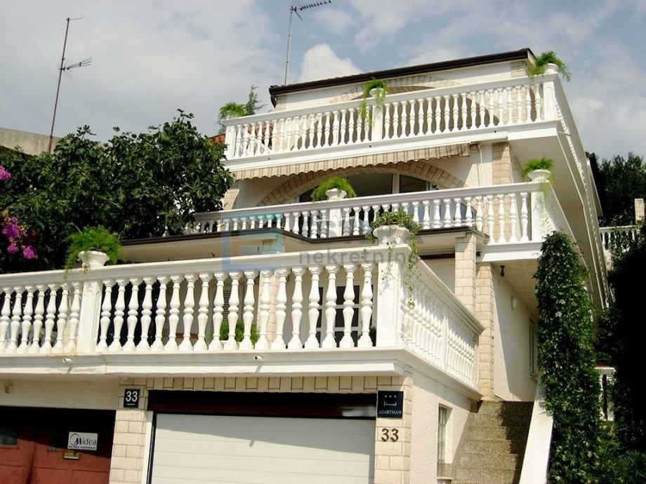 Kuća s apartmanima prodaja 248 m2 - Drage, Pakoštane (prodaja)
