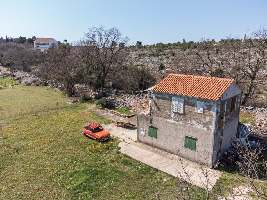 Kuća na Bosanci (prodaja)