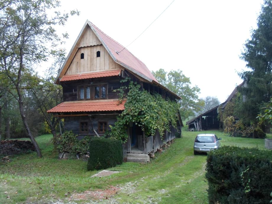 Kuća sa zemljom u Krapju Parku prirode Lonjsko polje (prodaja)