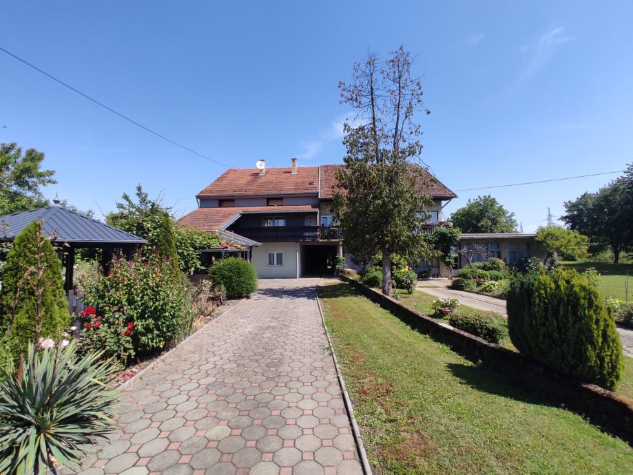 Kuća: Koprivnica, 261.00 m2 (prodaja)