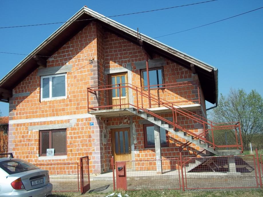 Kuća Lukavec Dvokatnica 180 M2 Prodaja