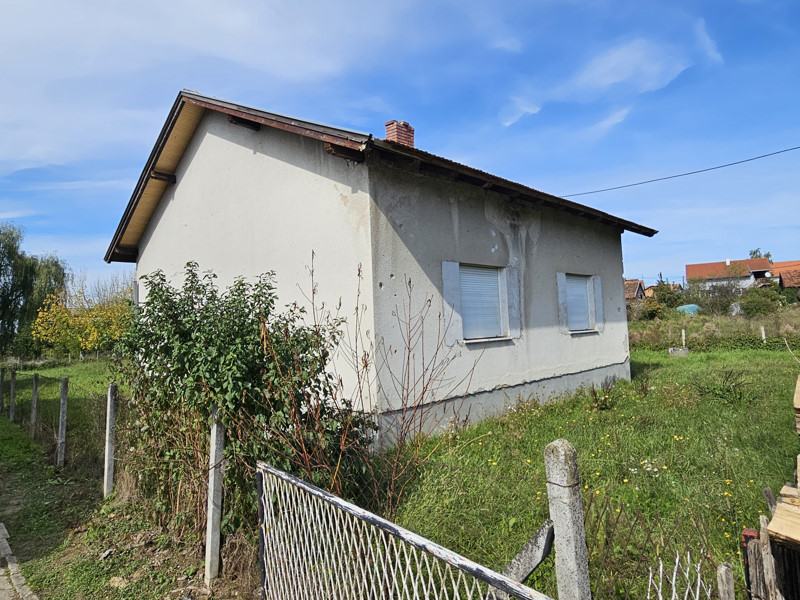 Kuća: Petrinja, 91.00 m2 (prodaja)