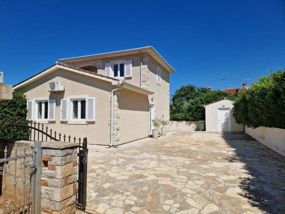 Kuća: Poreč, 124 m2, kuća sa bazenom (prodaja)