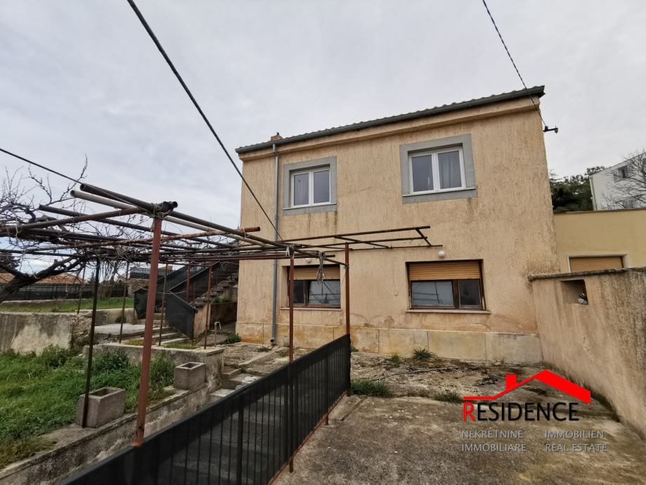 Kuća: Pula, 177.00 m2 (prodaja)