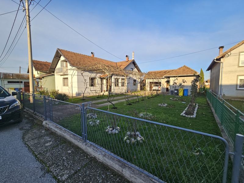 Kuća: Sisak, 131.00 m2 (prodaja)