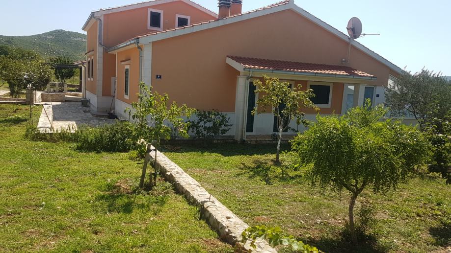 VILLA PETRA (prodaja)