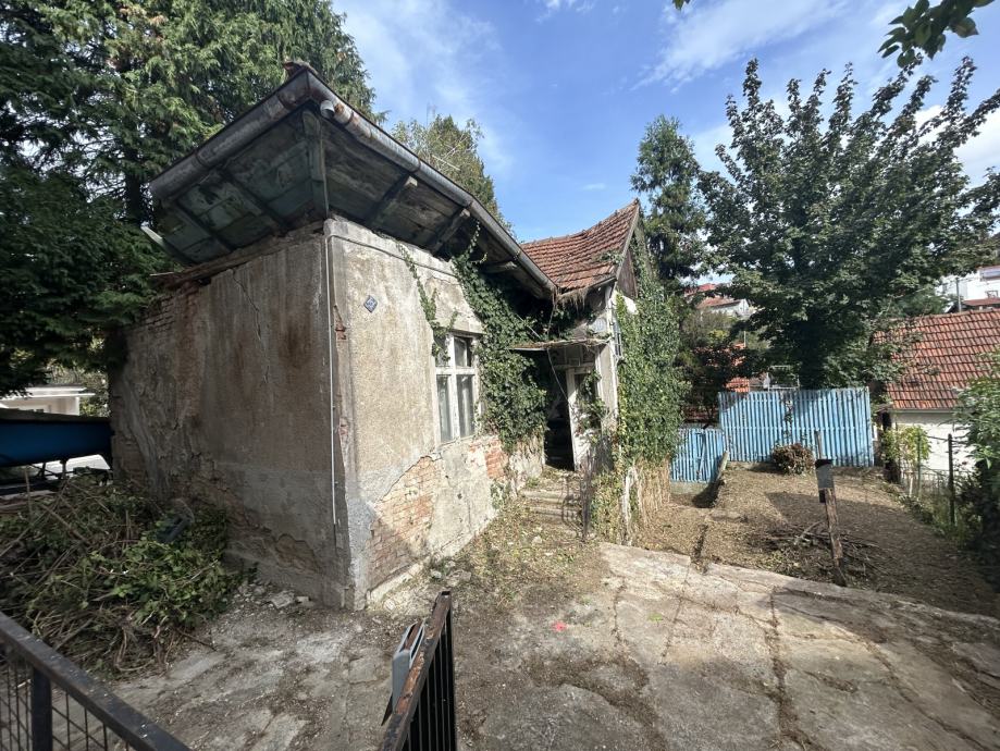 Zagreb, centar, kuća za obnavljanje, Vinogradska 60b, 120.00 m2 (prodaja)