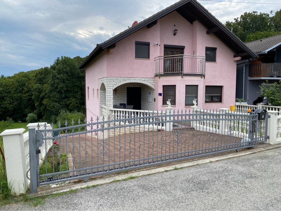 Kuća : Zagreb ( Dubrava-Novoselec ) 297m2 bruto (prodaja)