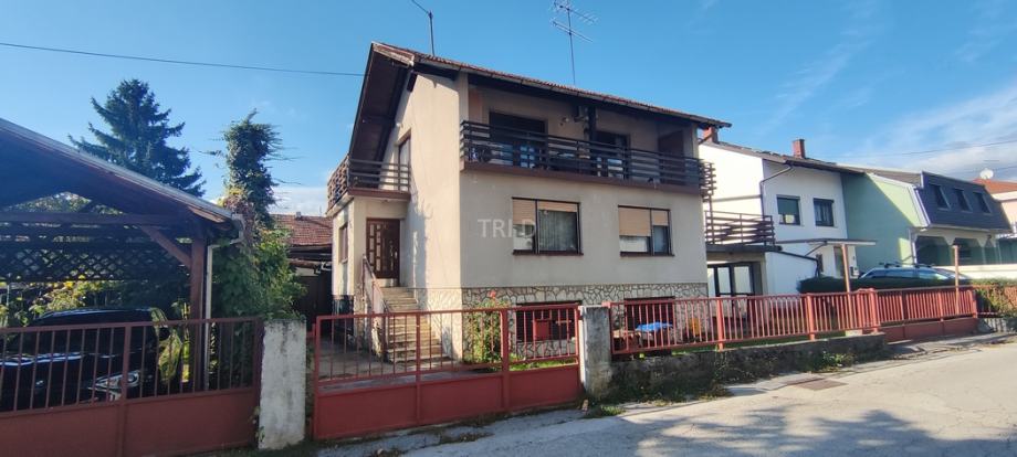 Kuća: Zagreb (Vrapče), cca 160.00 m2 (prodaja)