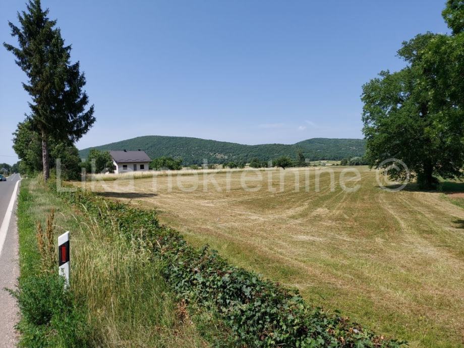 LIČKI OSIK - Vukšić - građevinsko i poljoprivredno zemljište 10003m2