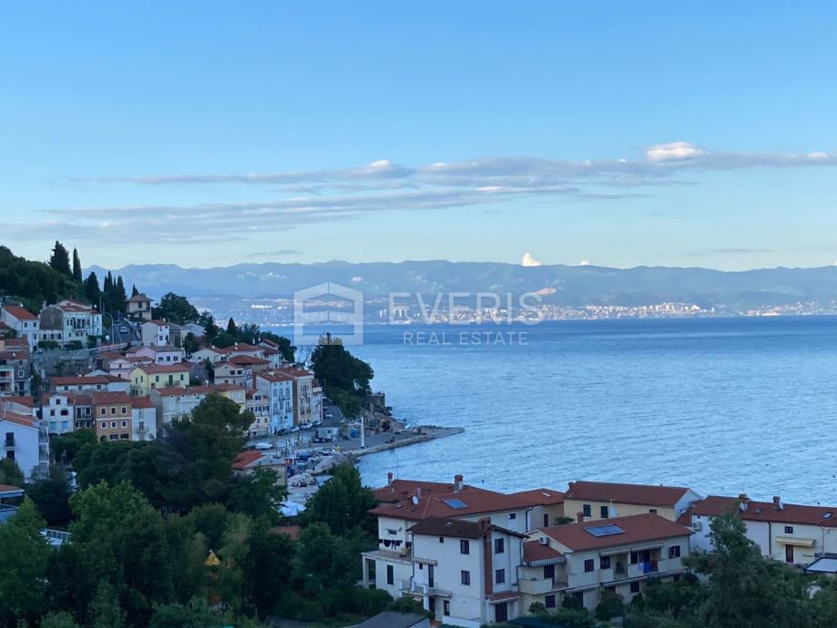 Mošćenička Draga, građevinsko zemljište 1768 m2