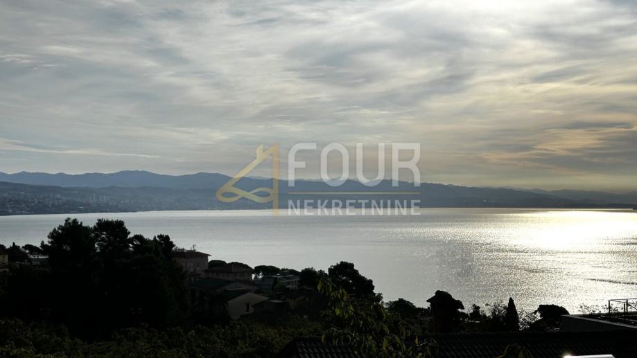 Opatija, kuća s panoramskim pogledom na more, 302.31m2 (prodaja)