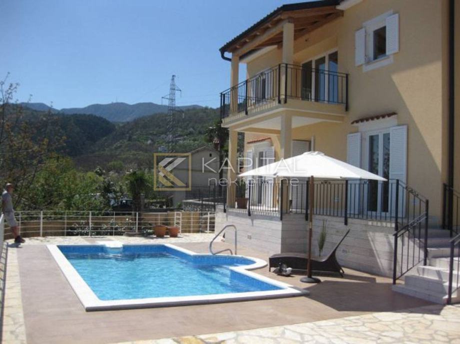 Opatija, Poljane, villa s bazenom (prodaja)