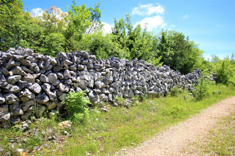 OTOK KRK, SKRBČIĆI - Poljoprivredno zemljište, 7350 m2