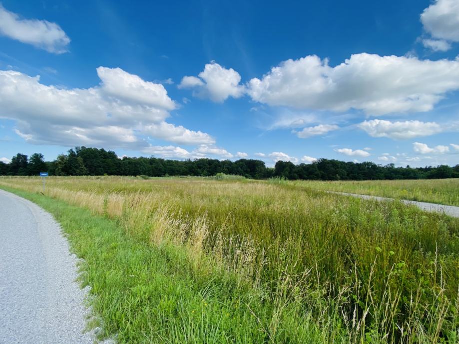 Poljoprivredno zemljište, Kupinec, 2031 m2